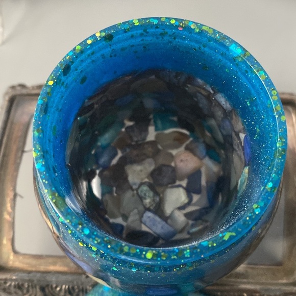 Resin Jar / Container - Picture 4 of 6